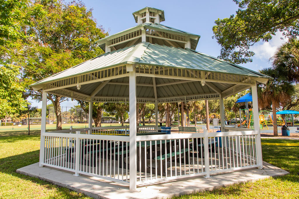 Photo of pavilion at Bayview Park