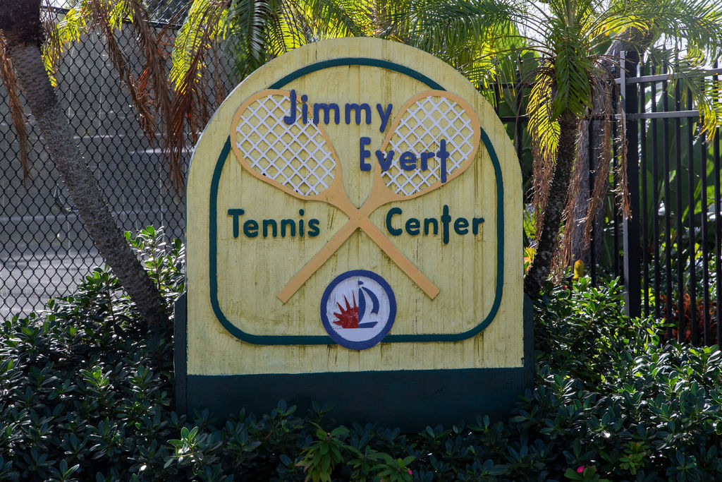Jimmy Evert Tennis Center1
