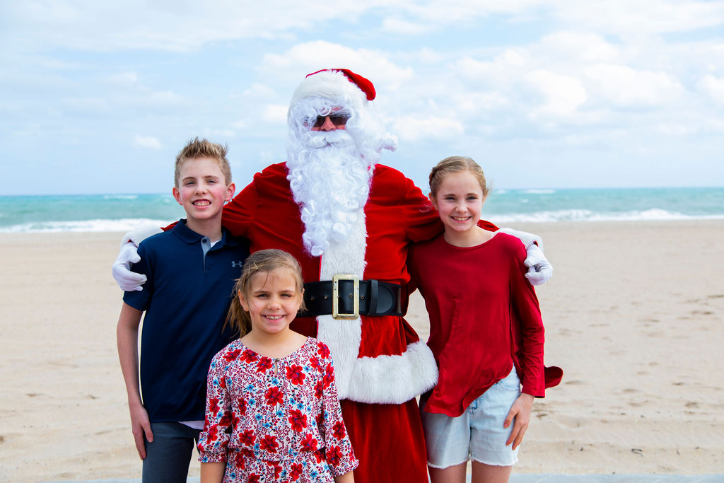 Santa on the Beach5