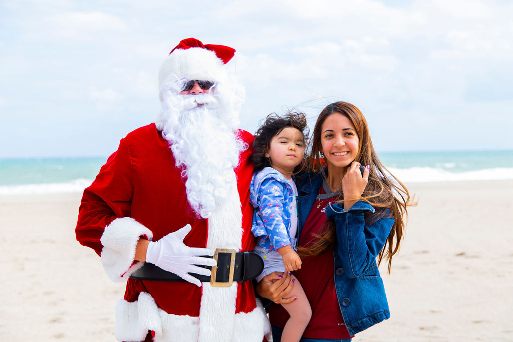 Santa on the Beach11