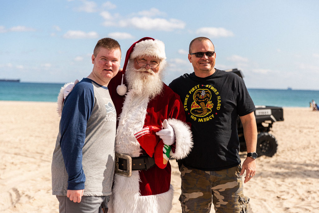 Santa on the Beach13